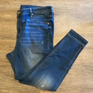 H&M Medium Wash Curvy Jeggings Size 18 NWT